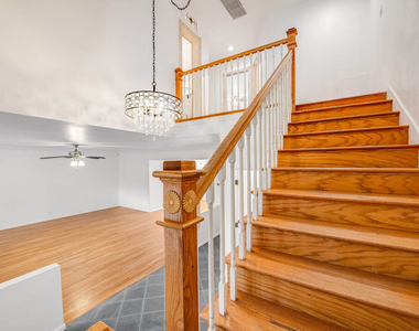 4309 Gentry Avenue - Photo Thumbnail 27