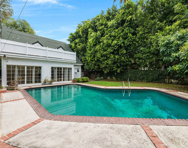 4309 Gentry Avenue - Photo Thumbnail 50