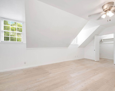 4309 Gentry Avenue - Photo Thumbnail 40