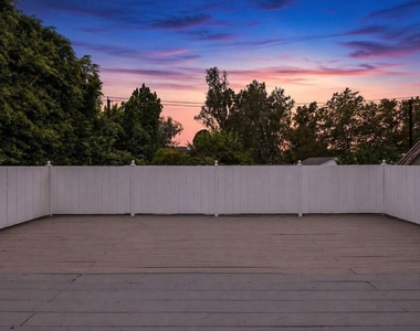 4309 Gentry Avenue - Photo Thumbnail 4