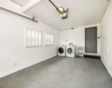 4309 Gentry Avenue - Photo Thumbnail 47