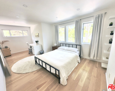 2690 Zorada Drive - Photo Thumbnail 29