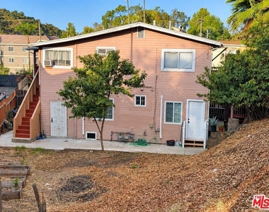 5966 1/2 Benner St - Photo Thumbnail 26