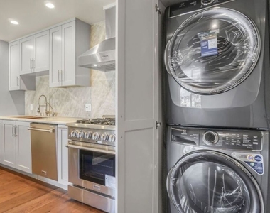 1230 Horn Avenue - Photo Thumbnail 5