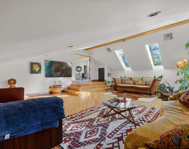 20784 Medley Lane - Photo Thumbnail 7