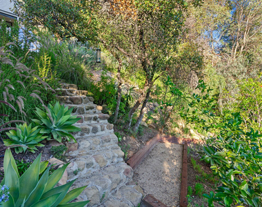 20784 Medley Lane - Photo Thumbnail 29