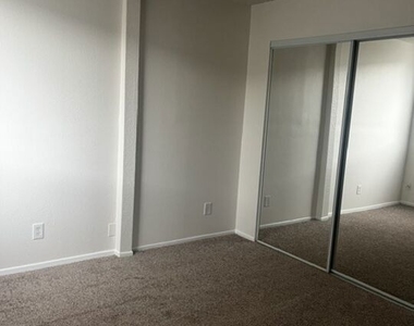 10540 Balboa Boulevard - Photo Thumbnail 9