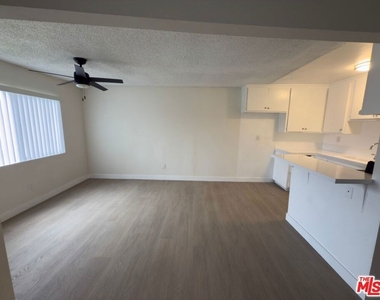 12634 Kalnor Avenue - Photo Thumbnail 3