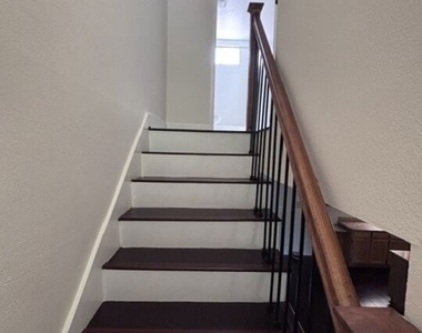 720 N Eucalyptus Avenue - Photo Thumbnail 8