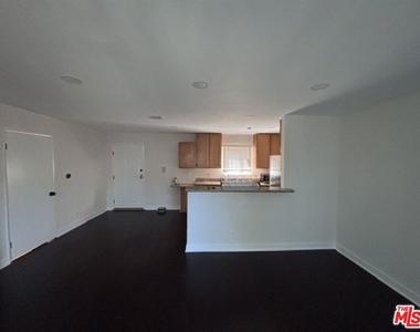 720 N Eucalyptus Avenue - Photo Thumbnail 2