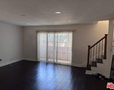 720 N Eucalyptus Avenue - Photo Thumbnail 6
