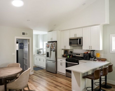1154 N Ogden Drive - Photo Thumbnail 2
