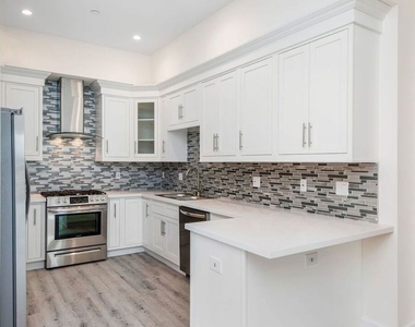 1237 S Holt Avenue - Photo Thumbnail 25