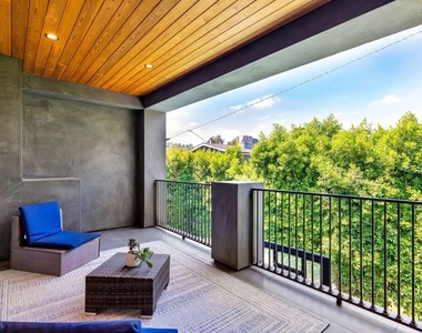 4145 Tujunga Avenue - Photo Thumbnail 23