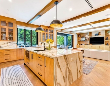 4145 Tujunga Avenue - Photo Thumbnail 18