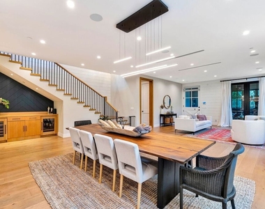 4145 Tujunga Avenue - Photo Thumbnail 7