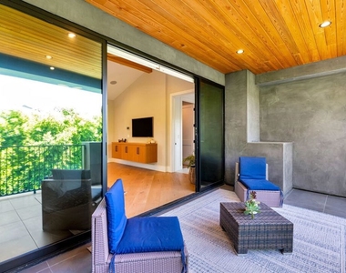 4145 Tujunga Avenue - Photo Thumbnail 24