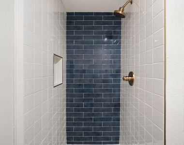 4658 Don Lorenzo Drive - Photo Thumbnail 10