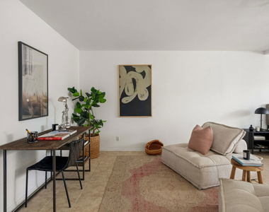 4658 Don Lorenzo Drive - Photo Thumbnail 14