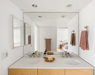 4658 Don Lorenzo Drive - Photo Thumbnail 22