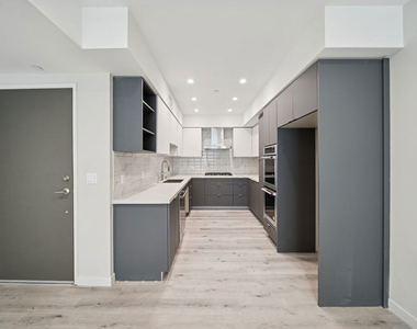 1051 S Corning Street - Photo Thumbnail 4