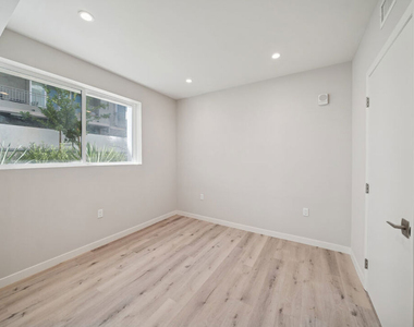 1051 S Corning Street - Photo Thumbnail 11