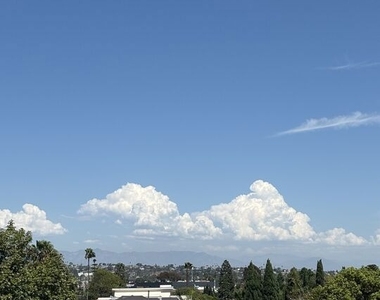 7925 Kittyhawk Avenue - Photo Thumbnail 19