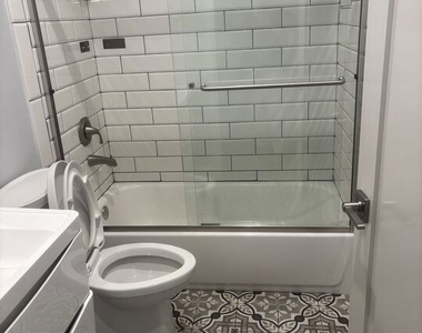 7925 Kittyhawk Avenue - Photo Thumbnail 9