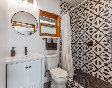 4236 Moore Street - Photo Thumbnail 34