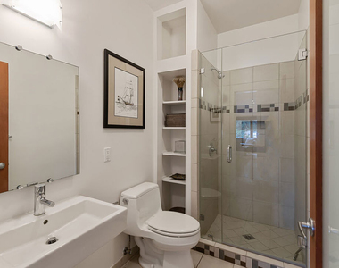 4236 Moore Street - Photo Thumbnail 16
