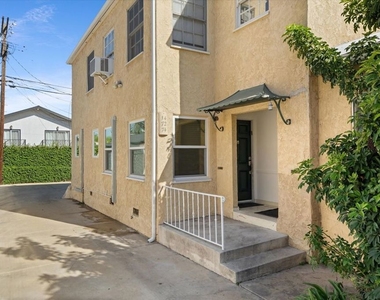 1472 S Crest Drive - Photo Thumbnail 17