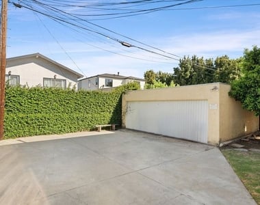 1472 S Crest Drive - Photo Thumbnail 18