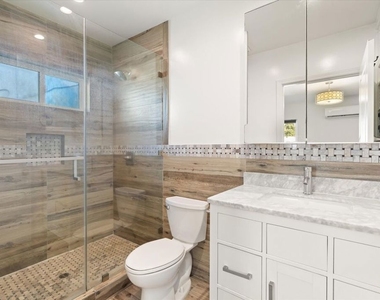 1472 S Crest Drive - Photo Thumbnail 13