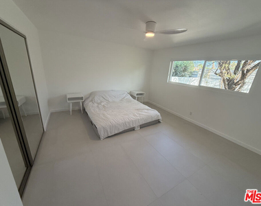 3060 N Farrell Drive - Photo Thumbnail 29