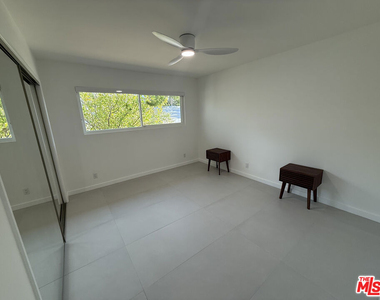 3060 N Farrell Drive - Photo Thumbnail 28