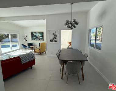 3060 N Farrell Drive - Photo Thumbnail 18