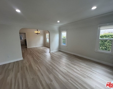 1284 S Highland Avenue - Photo Thumbnail 1