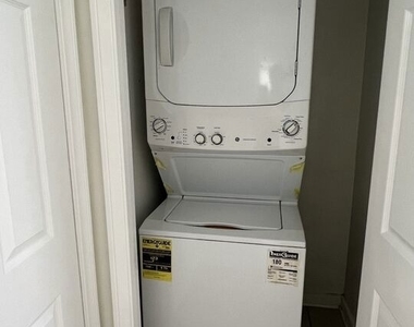 1284 S Highland Avenue - Photo Thumbnail 21