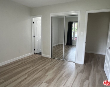 1284 S Highland Avenue - Photo Thumbnail 11