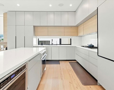 6077 1/2 Horner Street - Photo Thumbnail 4