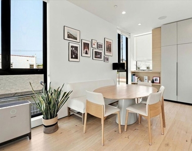 6077 1/2 Horner Street - Photo Thumbnail 6