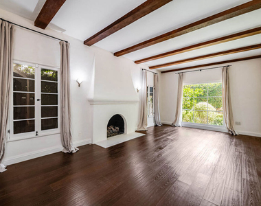 337 N Croft Avenue - Photo Thumbnail 4