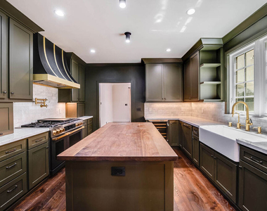 337 N Croft Avenue - Photo Thumbnail 6