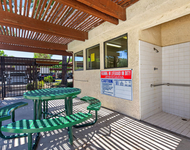 2554 Olive Drive - Photo Thumbnail 32