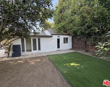 3957 Tivoli Avenue - Photo Thumbnail 14