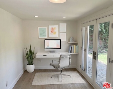 3957 Tivoli Avenue - Photo Thumbnail 15