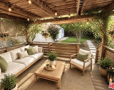 3957 Tivoli Avenue - Photo Thumbnail 13