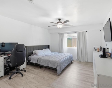 1512 Concord Way A - Photo Thumbnail 31