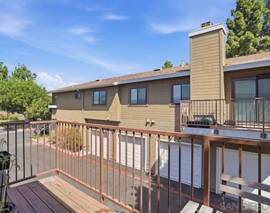 1512 Concord Way A - Photo Thumbnail 11
