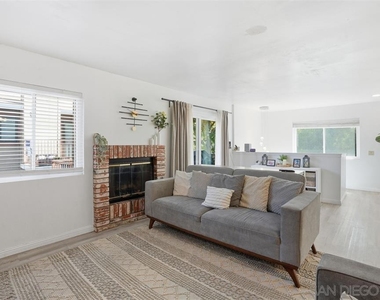 1512 Concord Way A - Photo Thumbnail 21